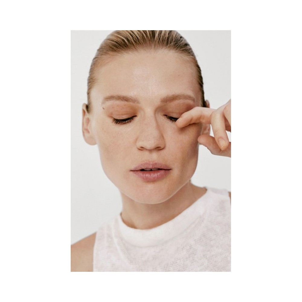 U/1ST MULTIACTIVE TREATMENT BLACK MASCARA
